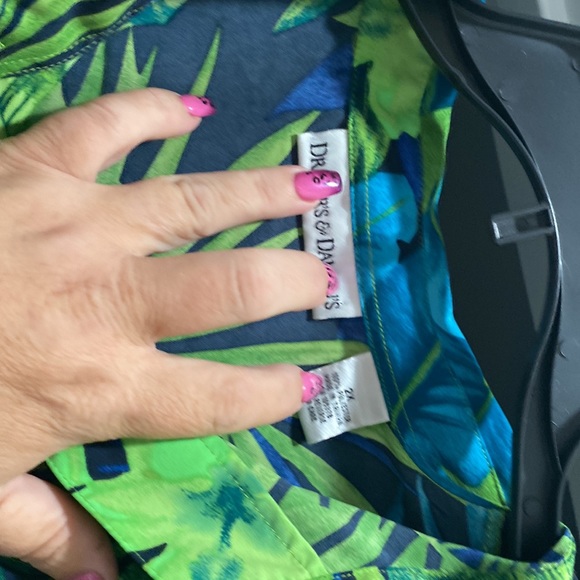 Button down 2 x tropical blouse light weight - Picture 2 of 3